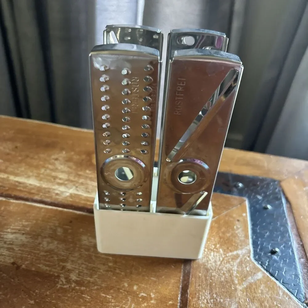 Vtg BOSCH UM3 Mixer SLICER and SHREDDER BLADES Replacement Parts